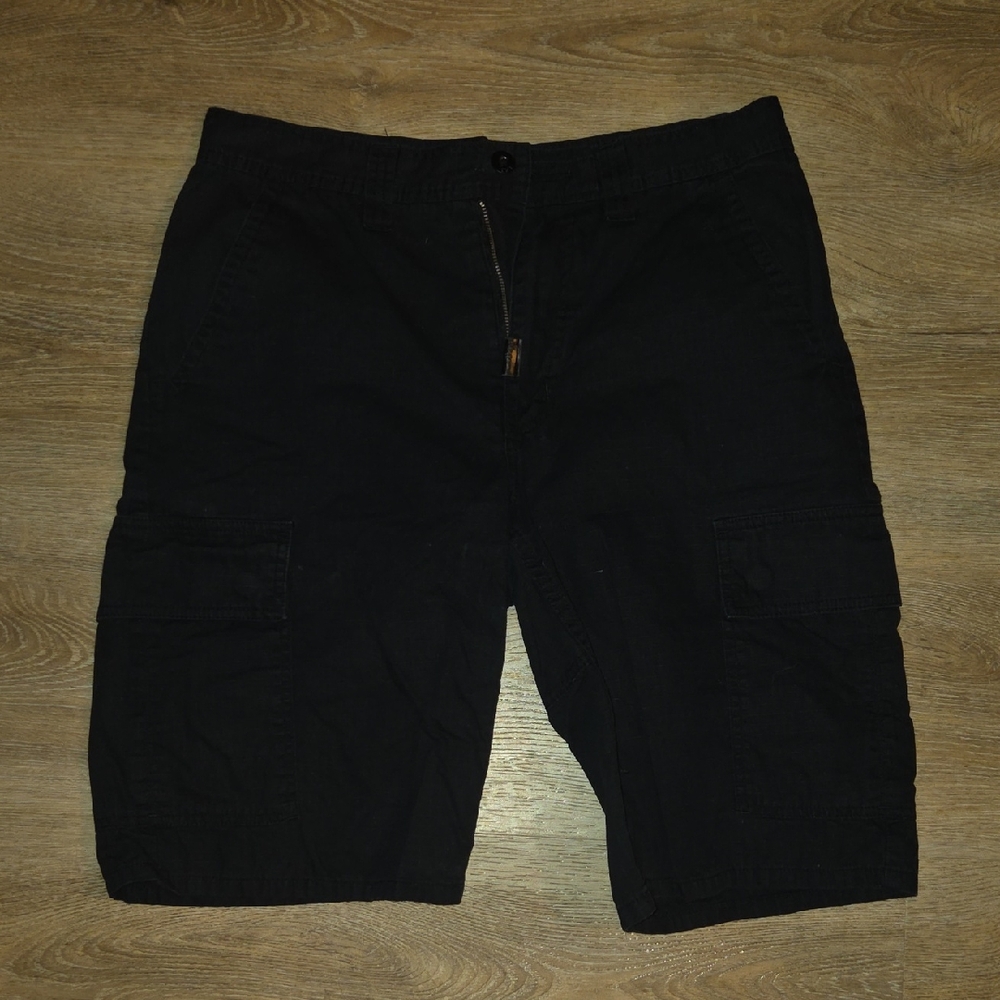 Casual Black Cargo Shorts for Men - Practical Everyday Wear